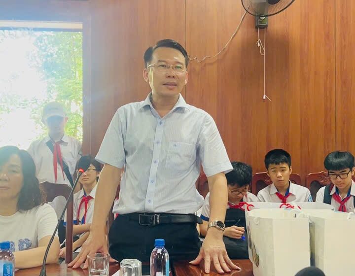 TRƯỜNG THCS ĐÔNG THỌ BÁO CÔNG TẠI KHU DI TÍCH LỊCH SỬ LAM KINH – TIẾP NỐI TRUYỀN THỐNG, KHƠI DẬY TỰ HÀO DÂN TỘC